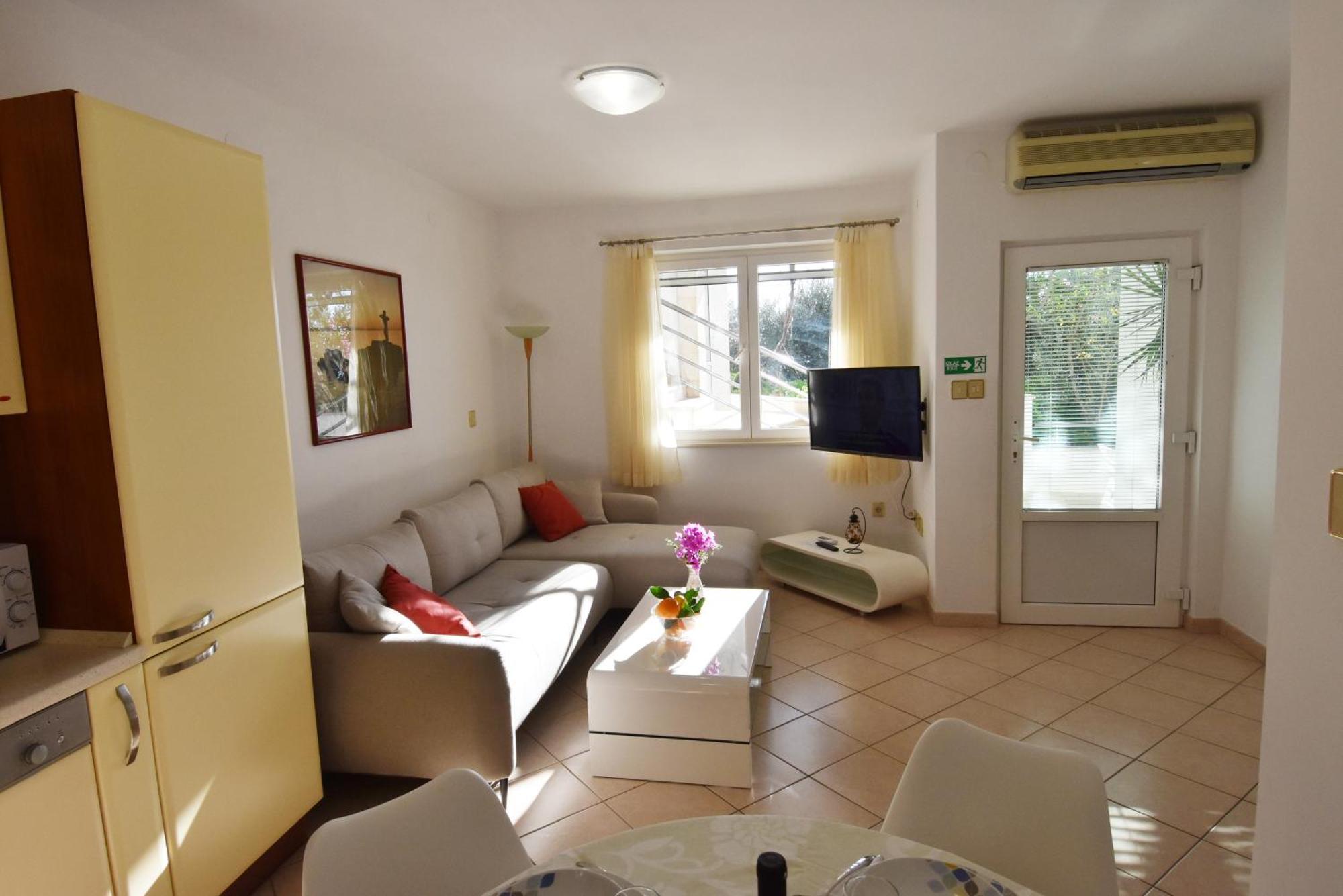 Villa Nada Podgora Buitenkant foto